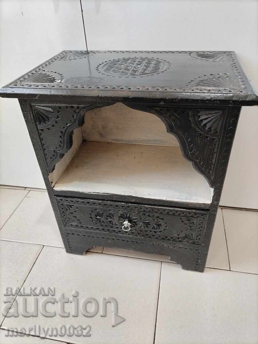 Old cabinet with shepherd's carving - 5 Old cabinet with shepherd's carving - 5