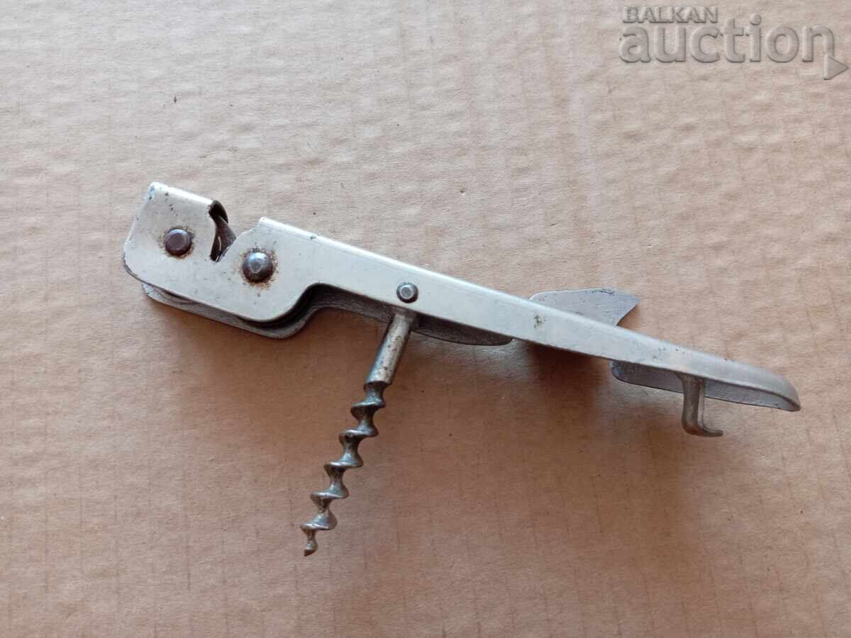 Livrarea deschizător de sticle retro UNIVERSAL cu tirbușon și ascuțitor de cuțite