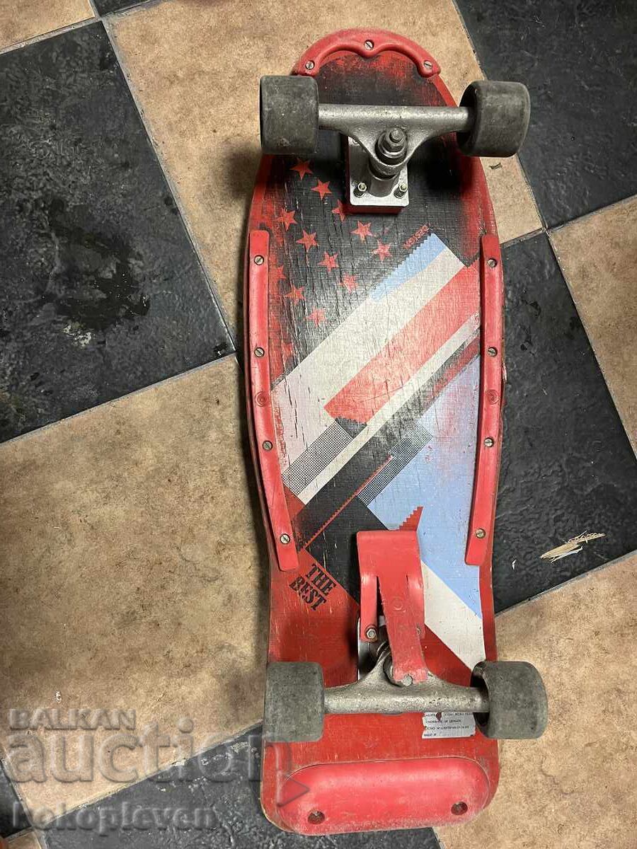 Skateboard bulgar mare