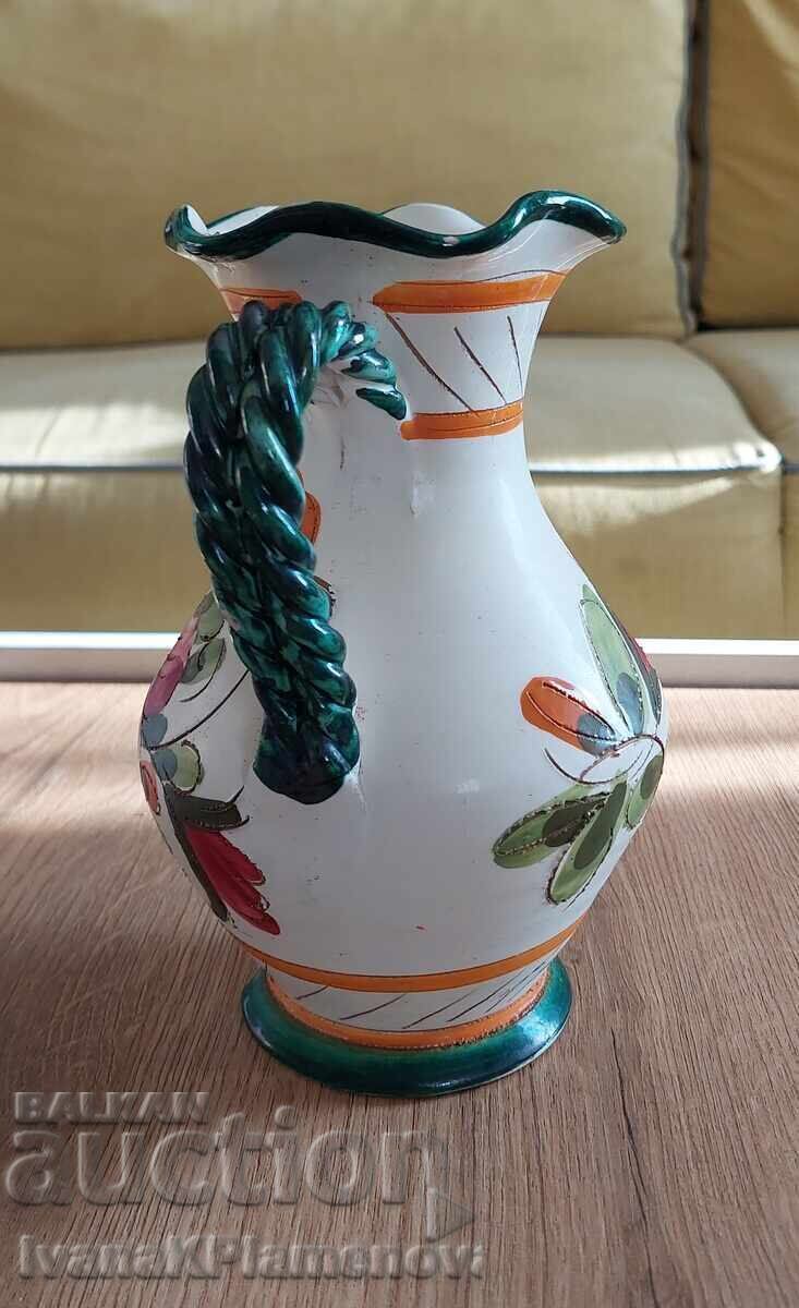 Ceramica pentru cunoscatori inaltime 20cm cu preț 25.00 BGN | € 12.78 Ceramica pentru cunoscatori inaltime 20cm cu preț 25.00 BGN | € 12.78