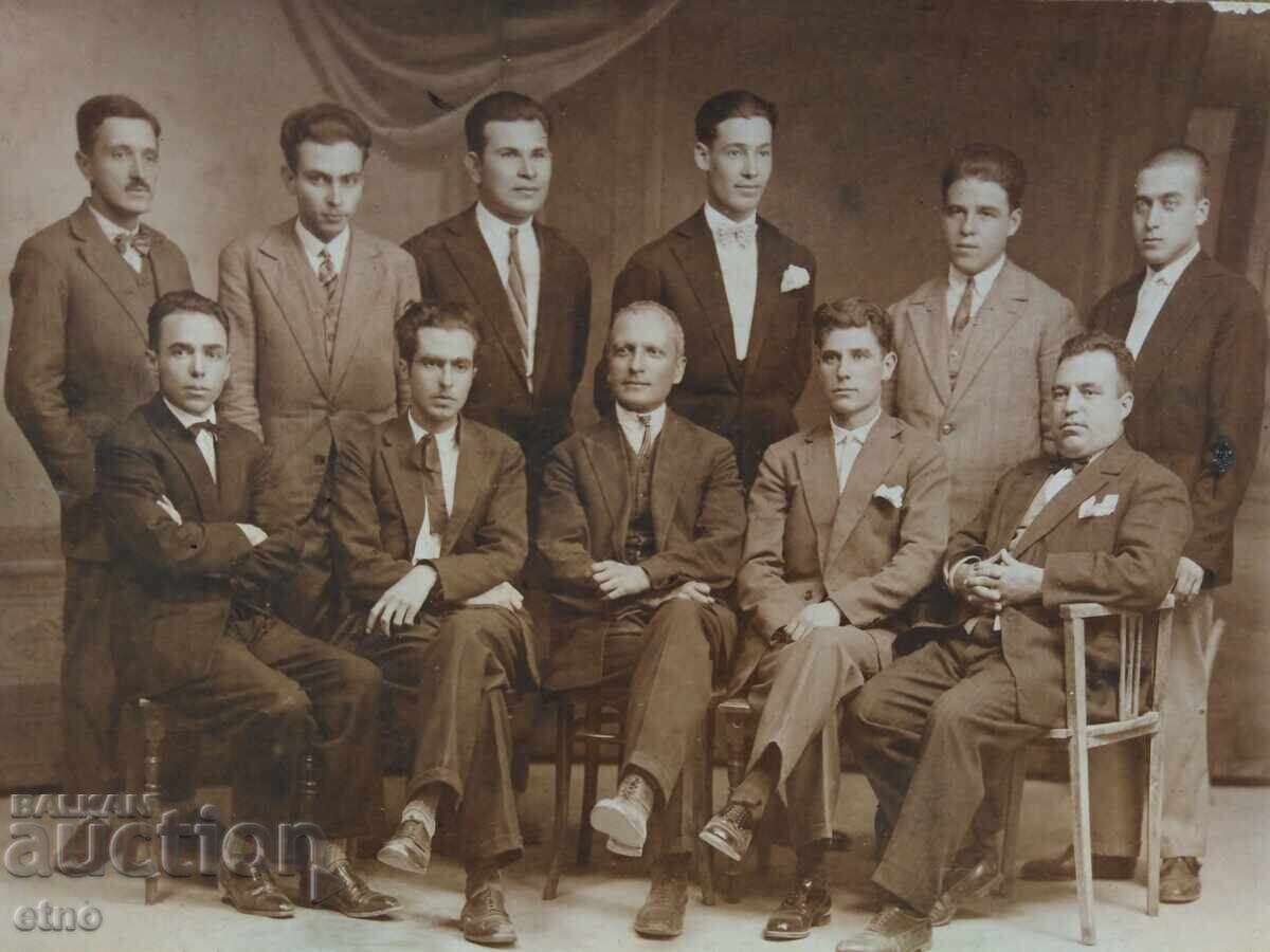 1929 Г.АЛЕКСАНДЪР ПОПОВ.ЦАРСКА СНИМКА -ОРКЕСТЪР,МУЗИКА с цена 25.00 лв. | € 12.78 1929 Г.АЛЕКСАНДЪР ПОПОВ.ЦАРСКА СНИМКА -ОРКЕСТЪР,МУЗИКА с цена 25.00 лв. | € 12.78