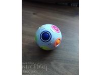 Занимателна играчка за деца