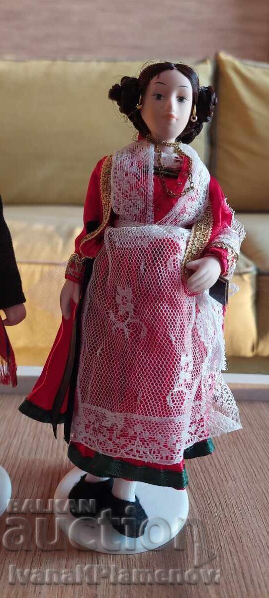 Collectible figurines Italy with price 26.00 BGN | € 13.29 Collectible figurines Italy with price 26.00 BGN | € 13.29