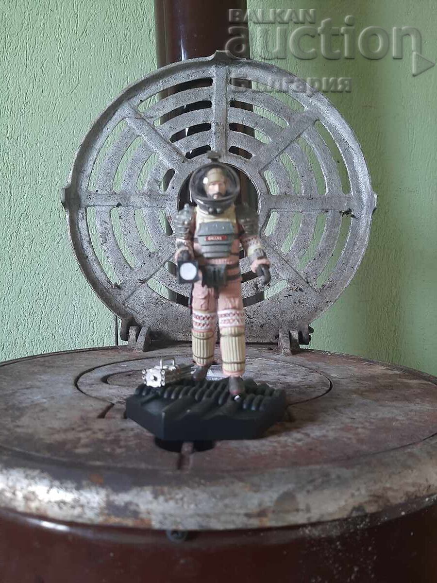 Collectible figurine Statuette Collectible figurine Statuette