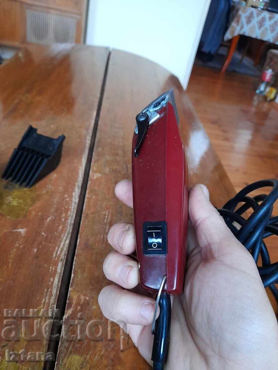 Delivery of Old Oster Deluxe hair clipper Delivery of Old Oster Deluxe hair clipper