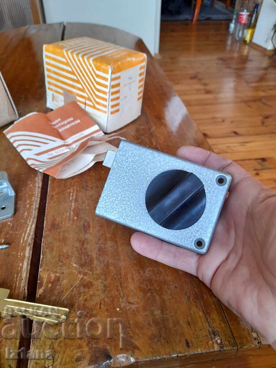 Παλιά πρόσθετη κλειδαριά, κλειδαριά μανδάλου - 6 Παλιά πρόσθετη κλειδαριά, κλειδαριά μανδάλου - 6