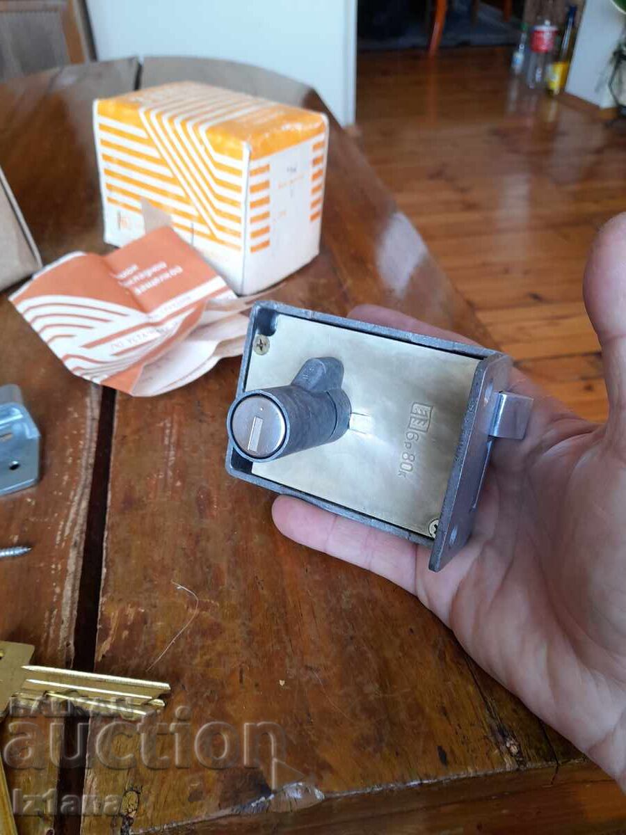 Παλιά πρόσθετη κλειδαριά, κλειδαριά μανδάλου - 7 Παλιά πρόσθετη κλειδαριά, κλειδαριά μανδάλου - 7