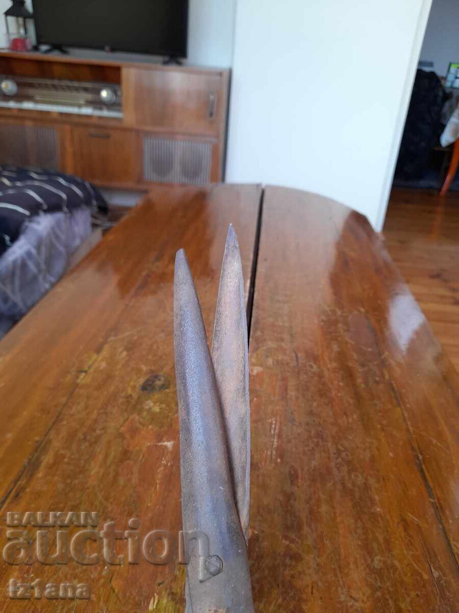 Auction Old scissors, scissors Auction Old scissors, scissors