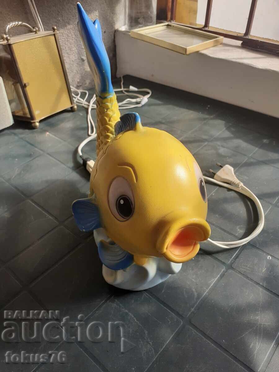 Lampă unică germană cu șurub din cauciuc cu pește pentru camera copiilor cu preț 150.00 BGN | € 76.69