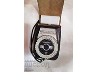 I am selling a Soviet light meter "Leningrad".