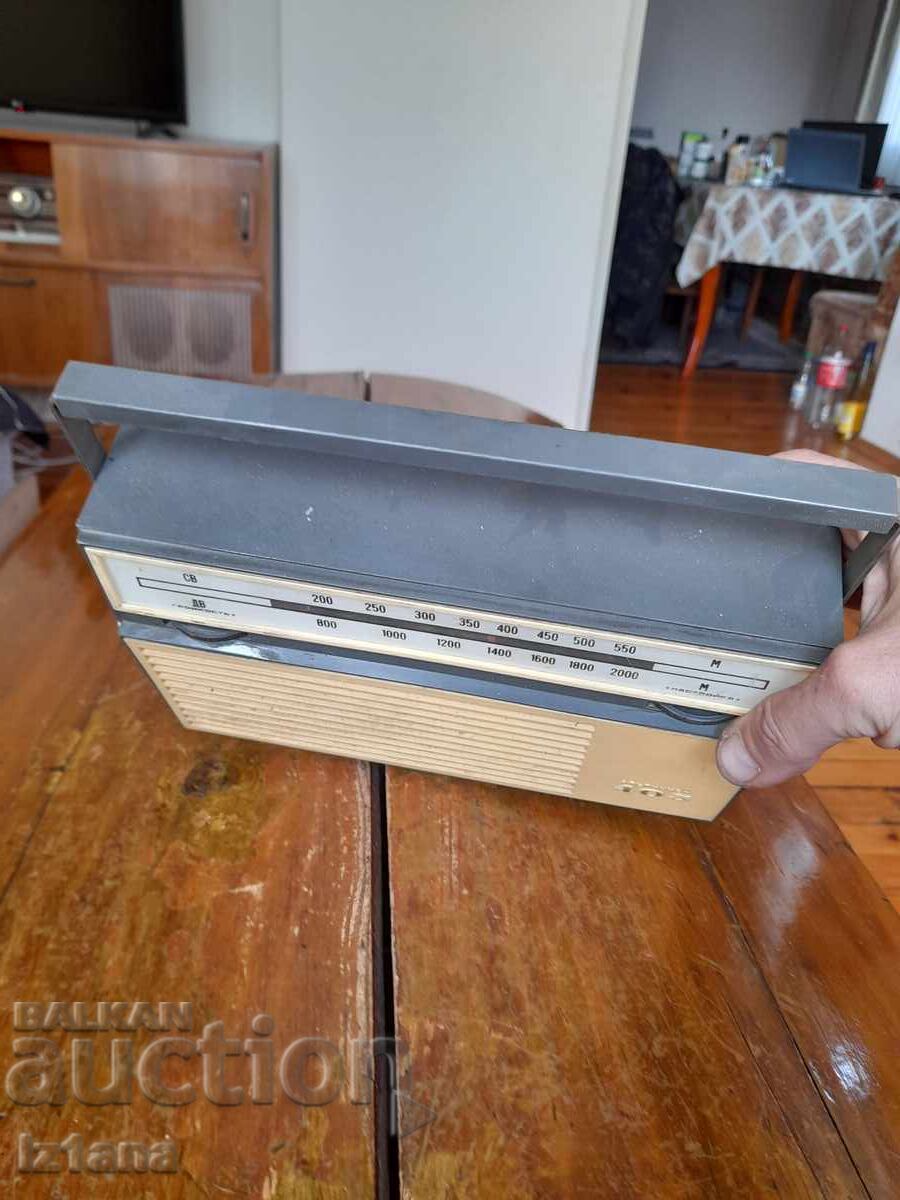 Old radio, Alpinist 405 radio receiver - 5 Old radio, Alpinist 405 radio receiver - 5