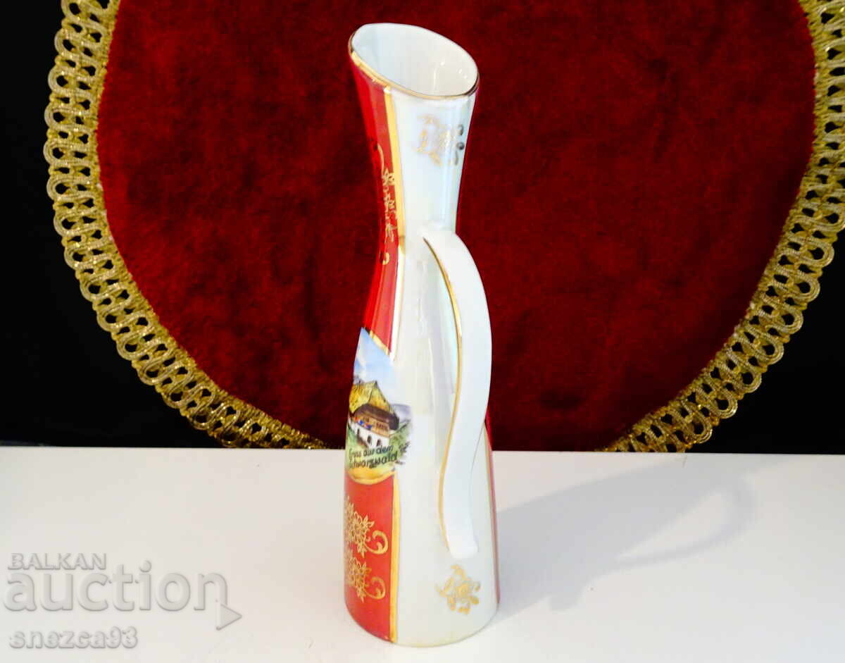 Ваза,кана,баварски порцелан,злато. с цена 15.00 лв. | € 7.67 Ваза,кана,баварски порцелан,злато. с цена 15.00 лв. | € 7.67