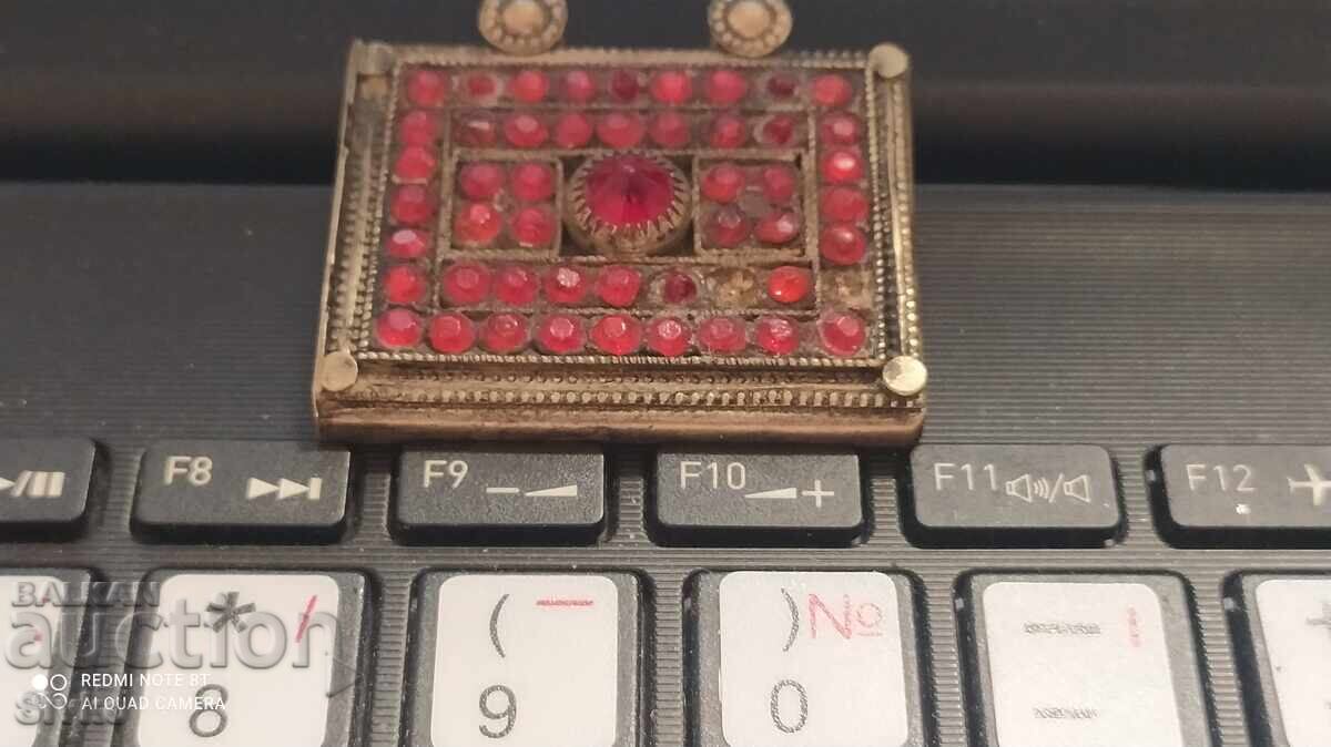 Аукцион Медальон от периода на Възраждането Аукцион Медальон от периода на Възраждането