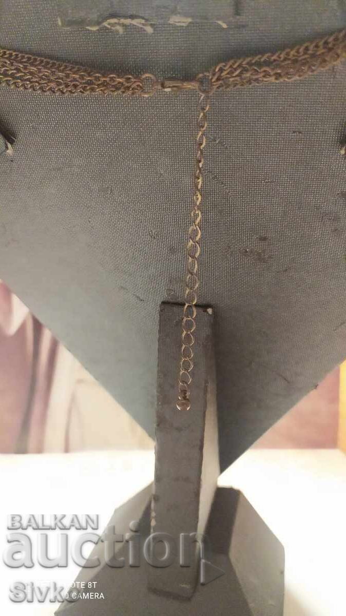 Auction Four-row necklace Auction Four-row necklace