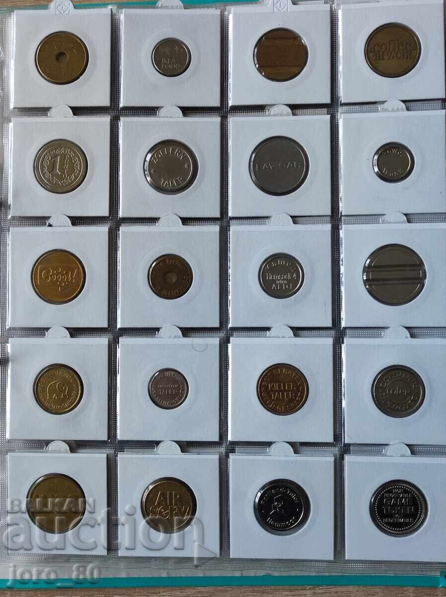 Албум с 240 броя жетони