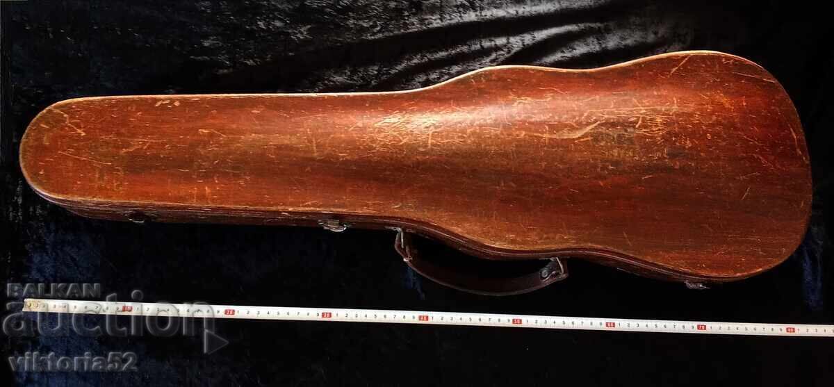 Auction Old wooden violin cases 2 pieces Auction Old wooden violin cases 2 pieces