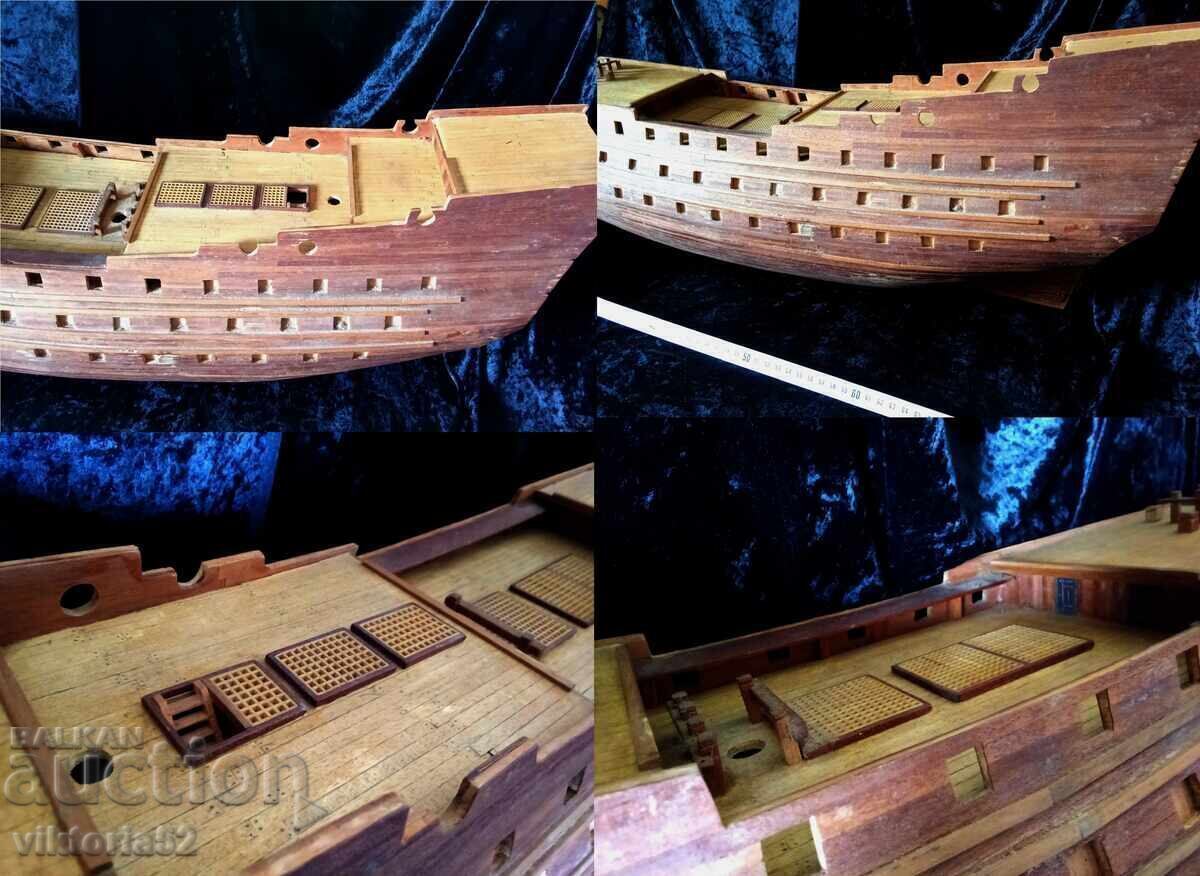Licitație carenă de nave din lemn - pentru modelarea navelor