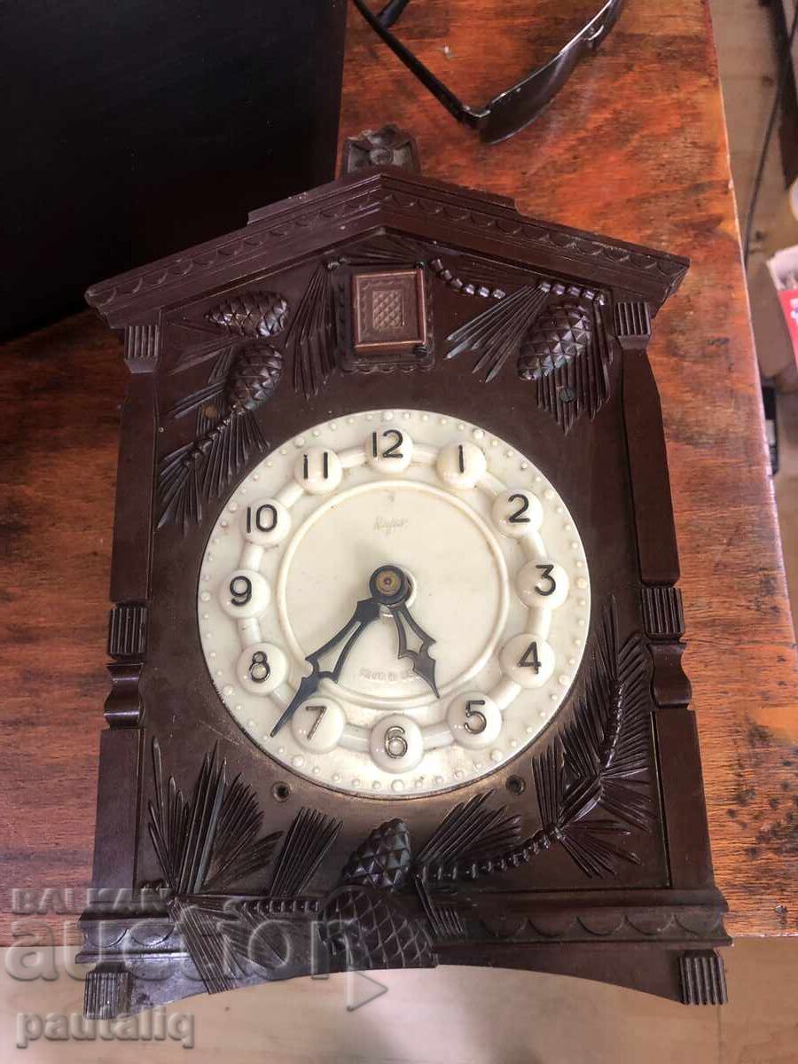 Auction WALL CLOCK WITH CUCKOO LIGHTHOUSE Auction WALL CLOCK WITH CUCKOO LIGHTHOUSE