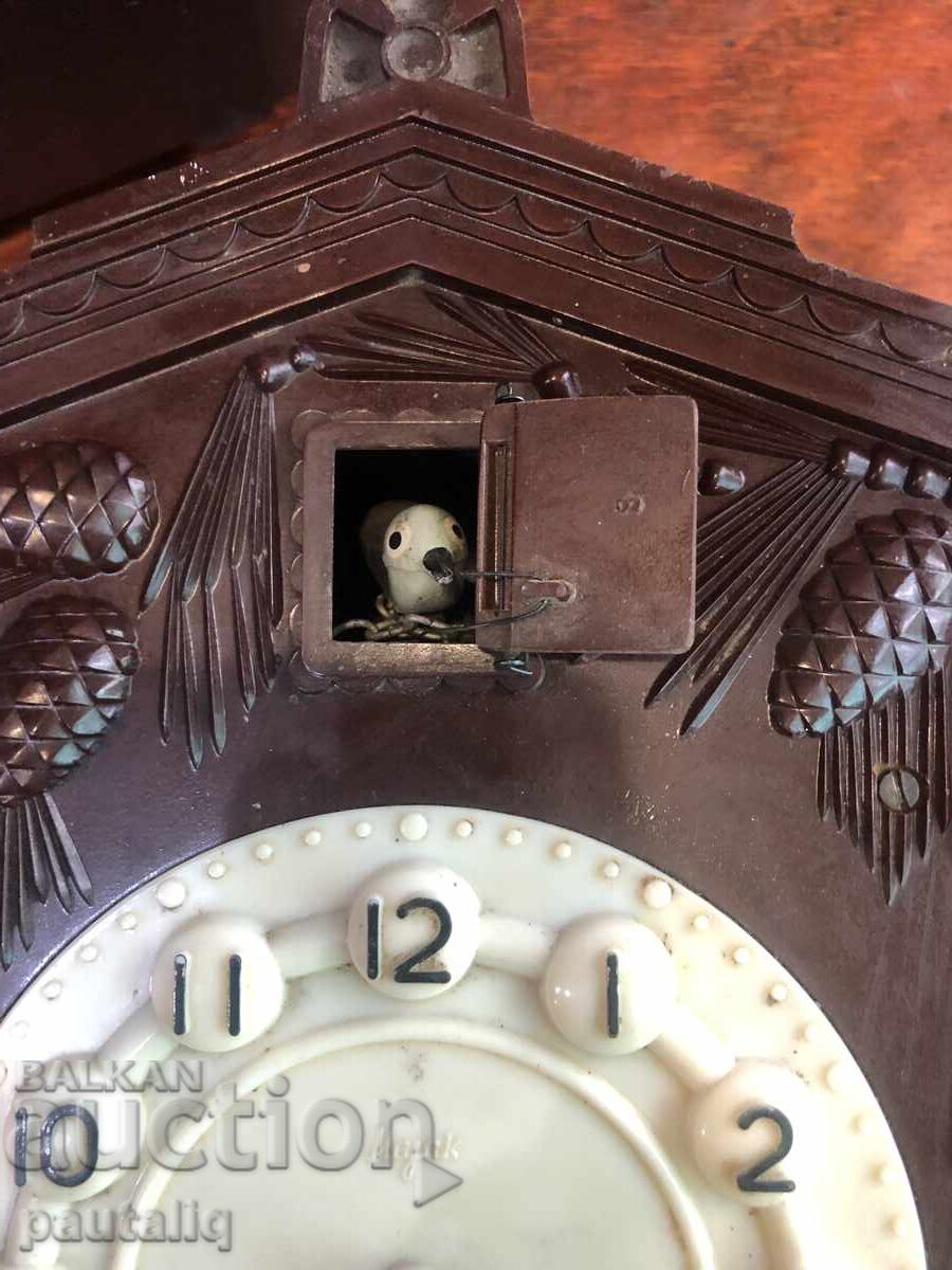 Delivery of WALL CLOCK WITH CUCKOO LIGHTHOUSE Delivery of WALL CLOCK WITH CUCKOO LIGHTHOUSE