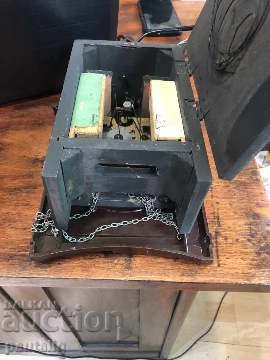 WALL CLOCK WITH CUCKOO LIGHTHOUSE - 6 WALL CLOCK WITH CUCKOO LIGHTHOUSE - 6