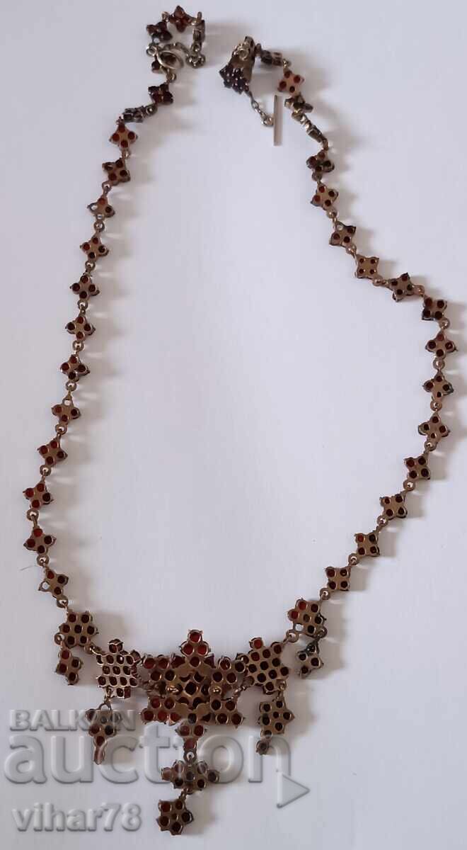Silver necklace with Garnet needs restoration - 6 Silver necklace with Garnet needs restoration - 6