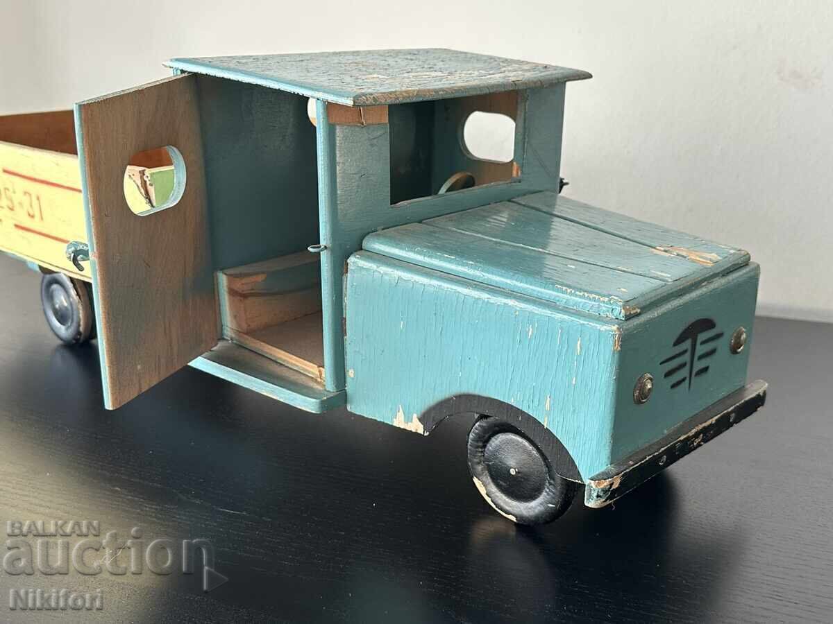 Аукцион Соц Дървен Камион ТПК Извор Асеновград Аукцион Соц Дървен Камион ТПК Извор Асеновград