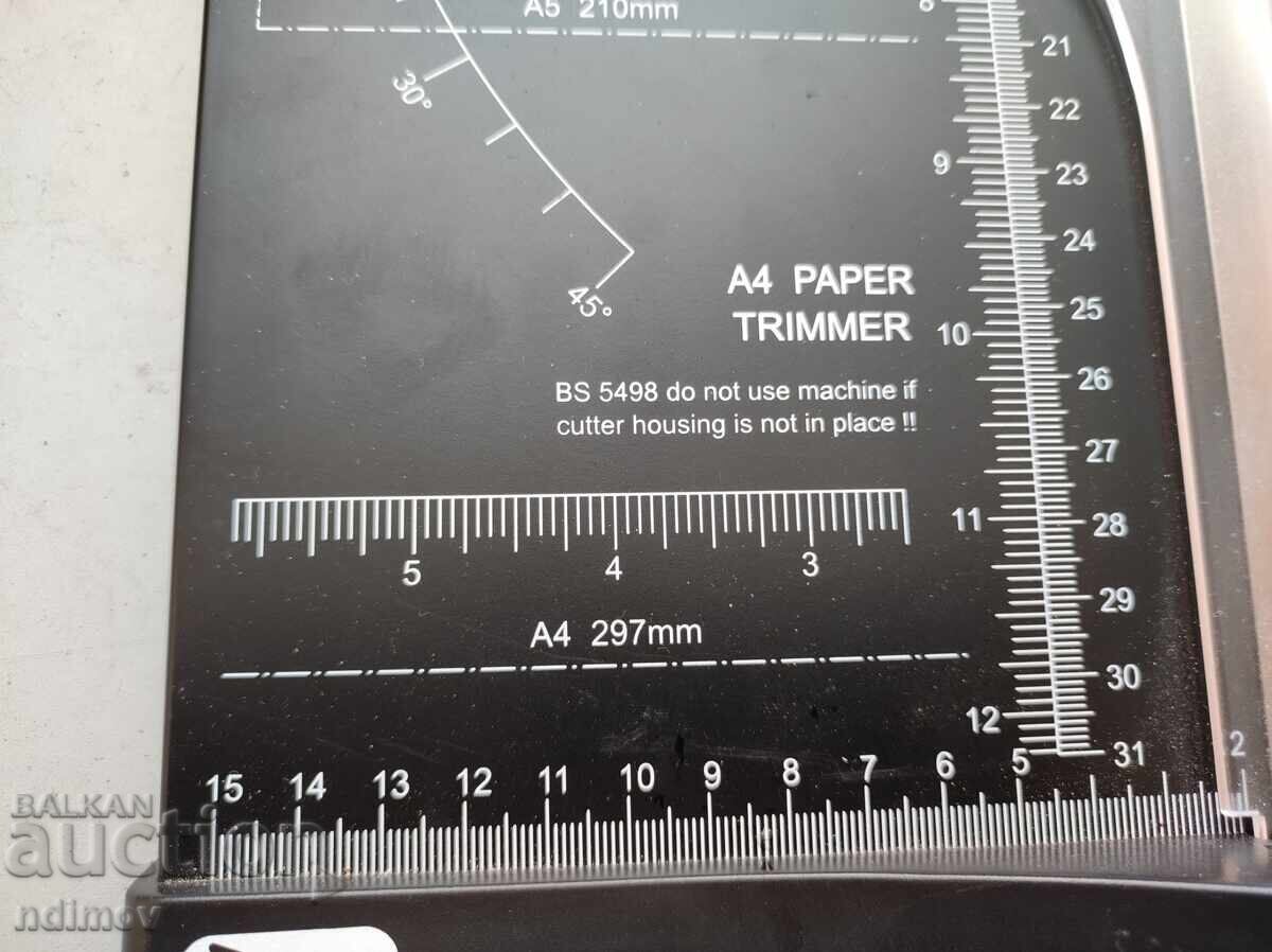 Auction Trimmer Guillotine for A4 paper Auction Trimmer Guillotine for A4 paper