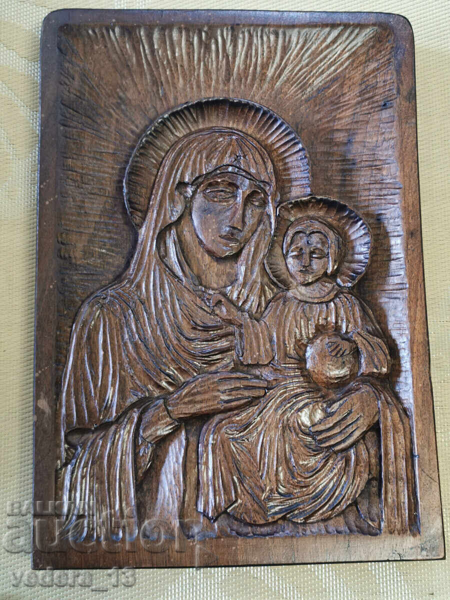 AUTHOR'S WOOD CARVING