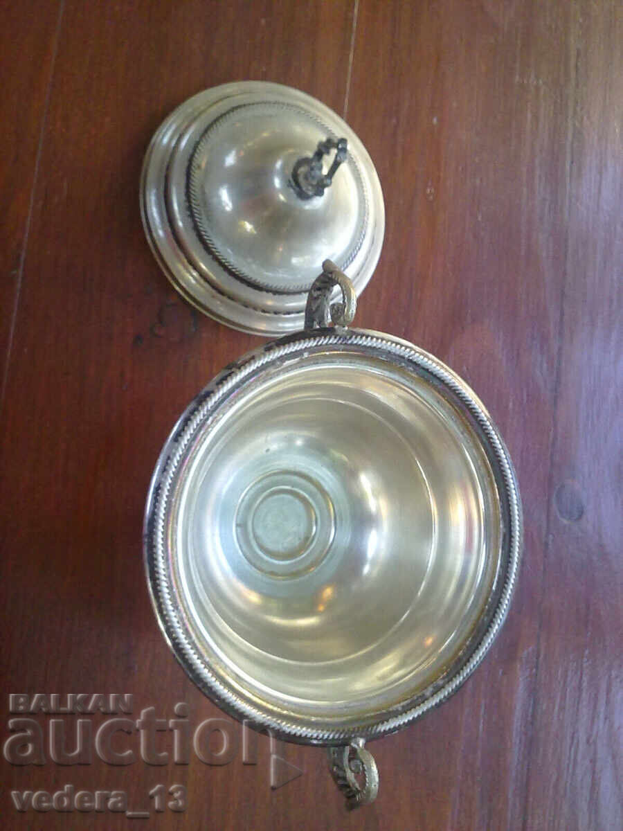 СРЕБЪРНА КУПА с цена € 170.00 | 332.49 лв. СРЕБЪРНА КУПА с цена € 170.00 | 332.49 лв.