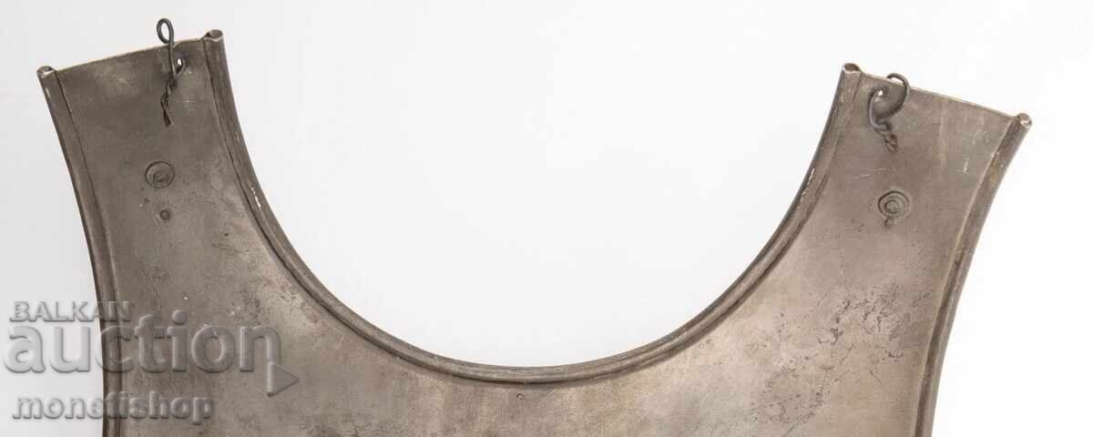 Delivery of We offer ANTIQUE front bumper