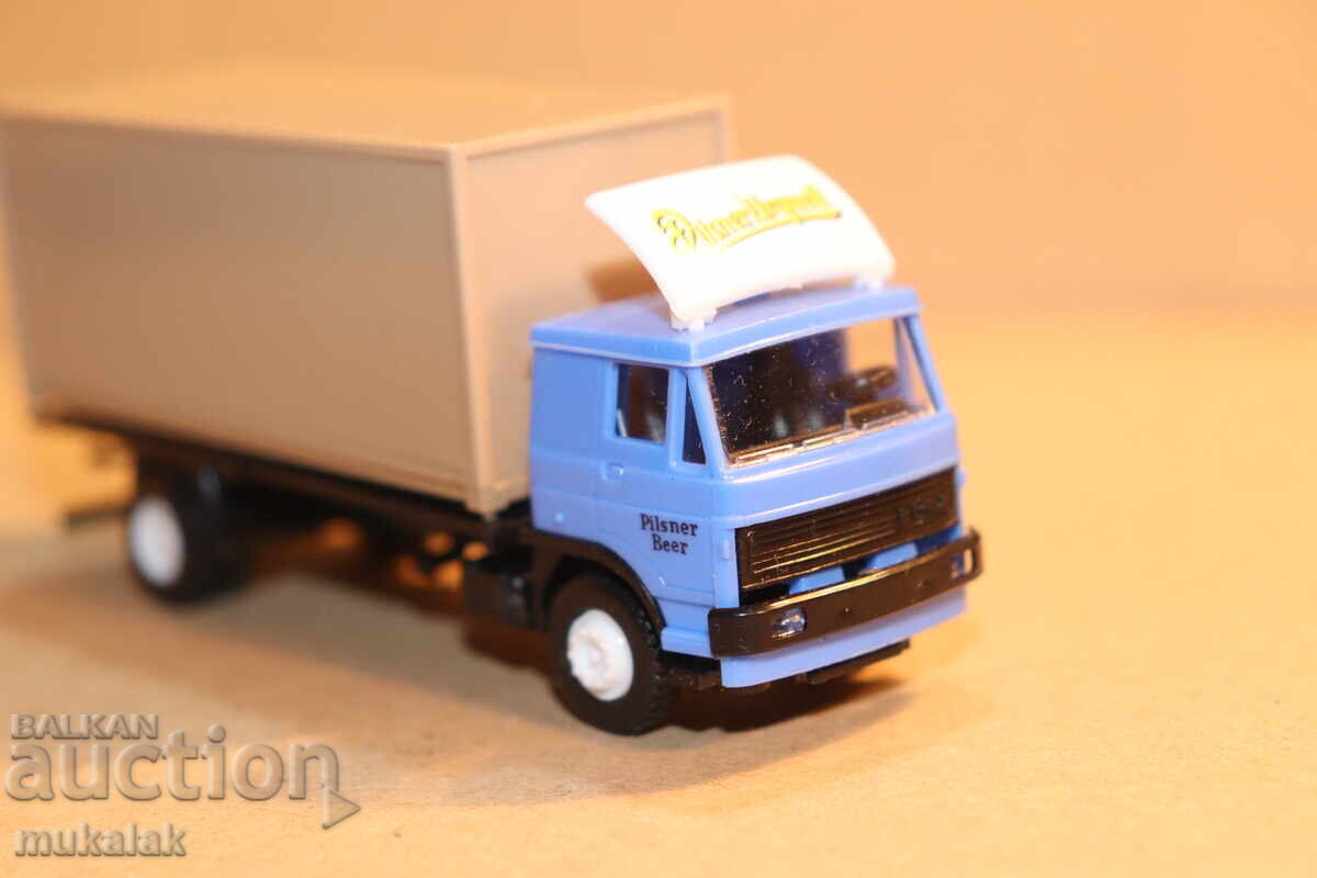 IGRA 1:87 H0 LIAZ SKODA TANKER TRUCK TOY MODEL - 5 IGRA 1:87 H0 LIAZ SKODA TANKER TRUCK TOY MODEL - 5