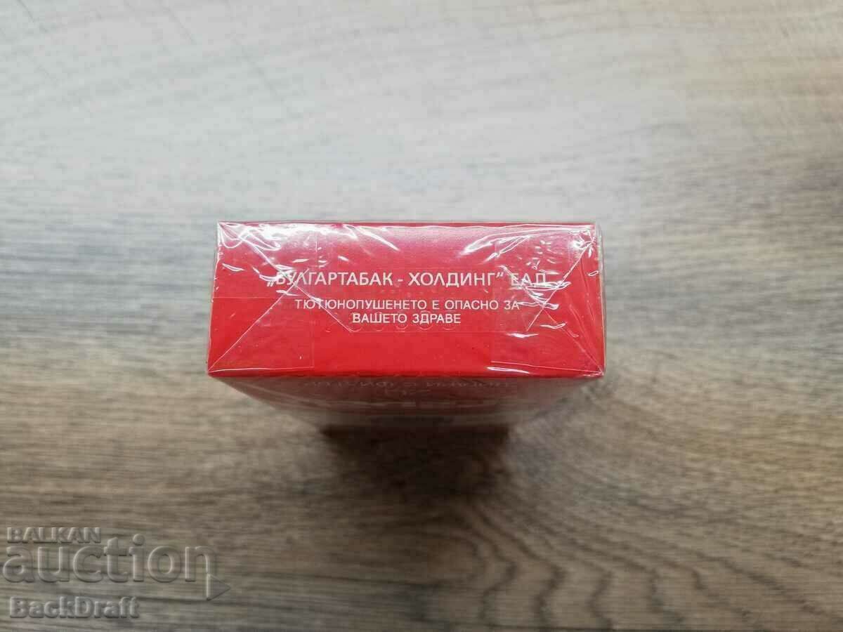 Auction  "SREDETS" CIGARETTES 100 BULGARTOBAC FULL UNPRINTED BOX