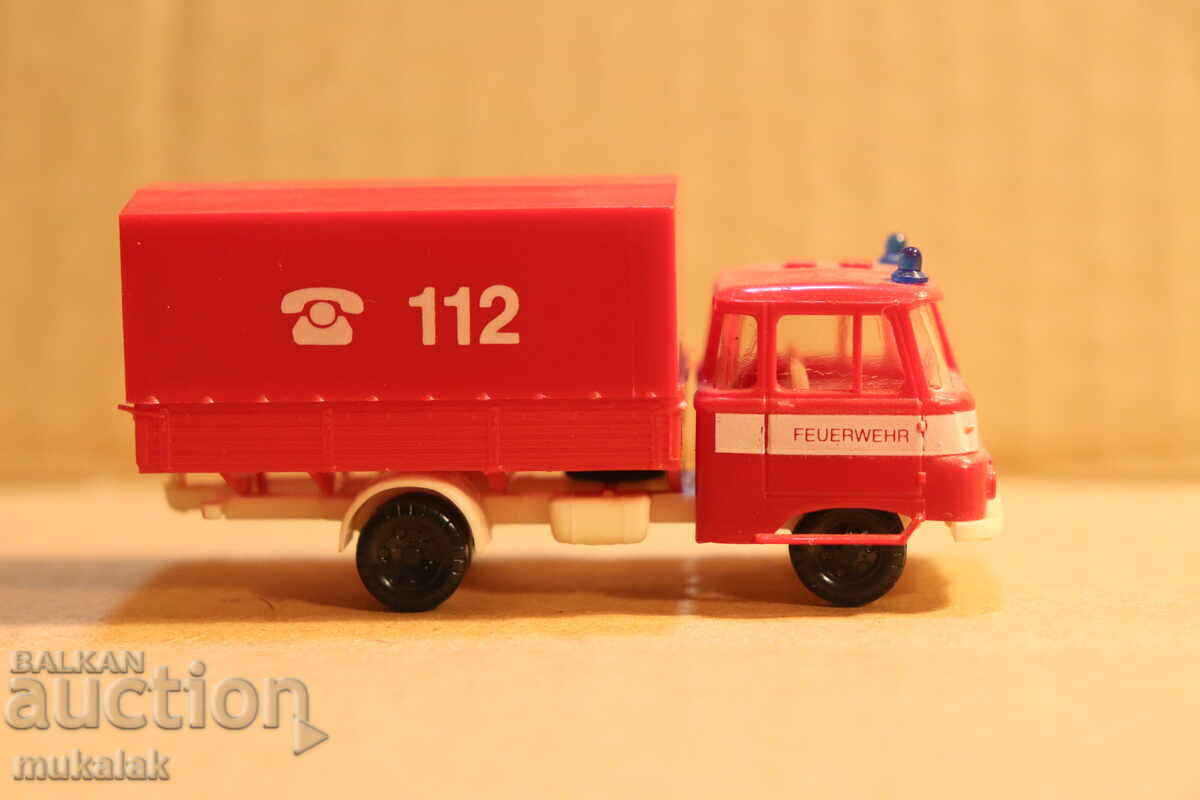 Delivery of BUSCH? 1:87 H0 ROBUR FIRE TRUCK TOY MODEL Delivery of BUSCH? 1:87 H0 ROBUR FIRE TRUCK TOY MODEL