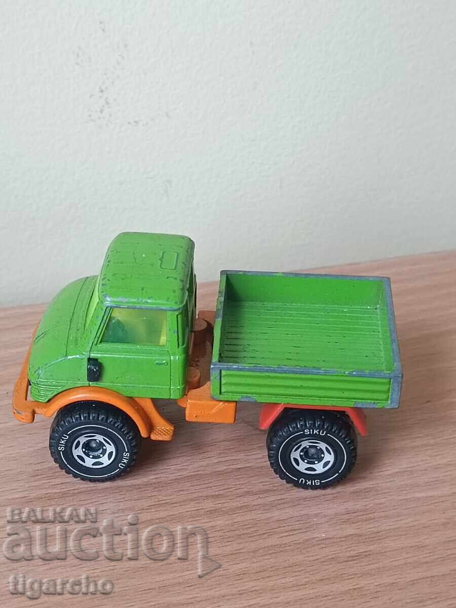 Метално камионче Мерцедес - 6 Метално камионче Мерцедес - 6