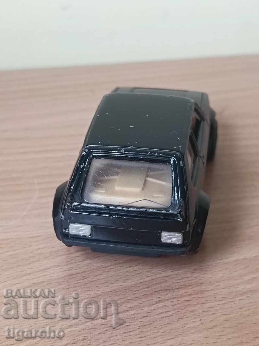 Auction Metal VW golf cart Auction Metal VW golf cart