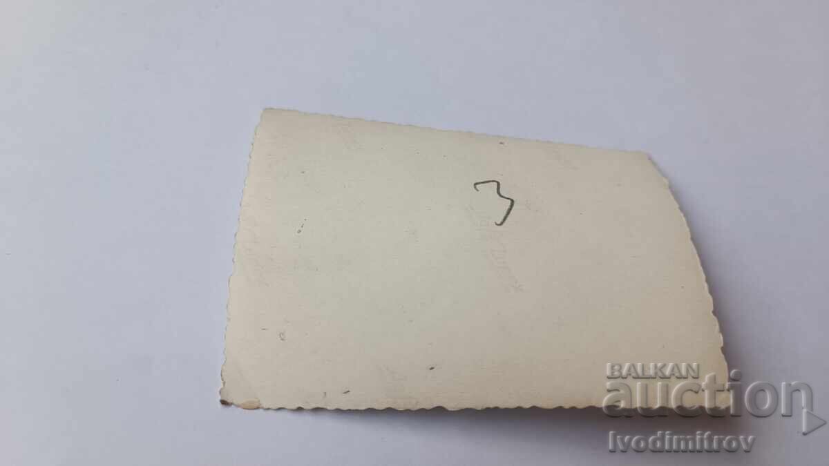 Photo Six young girls with price 1.65 BGN | € 0.84 Photo Six young girls with price 1.65 BGN | € 0.84