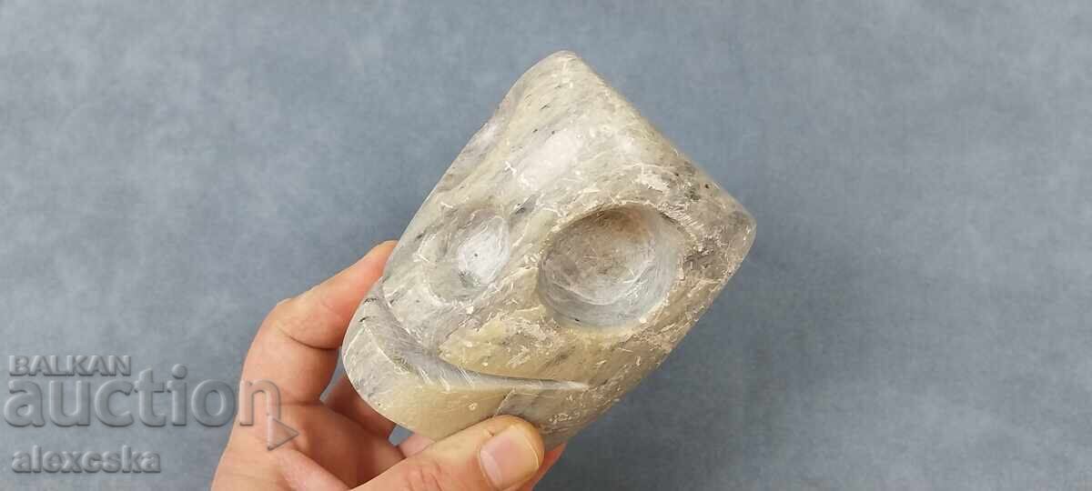 "Череп" от камък с цена 30.00 лв. | € 15.34 "Череп" от камък с цена 30.00 лв. | € 15.34