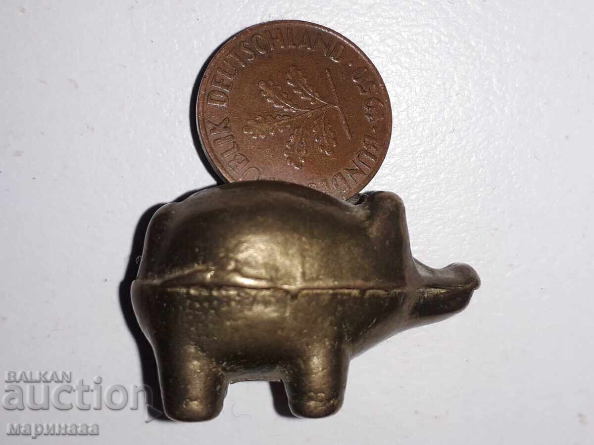 MASSIVE MINI-FIGURE. BRASS with price 2.50 BGN | € 1.28 MASSIVE MINI-FIGURE. BRASS with price 2.50 BGN | € 1.28