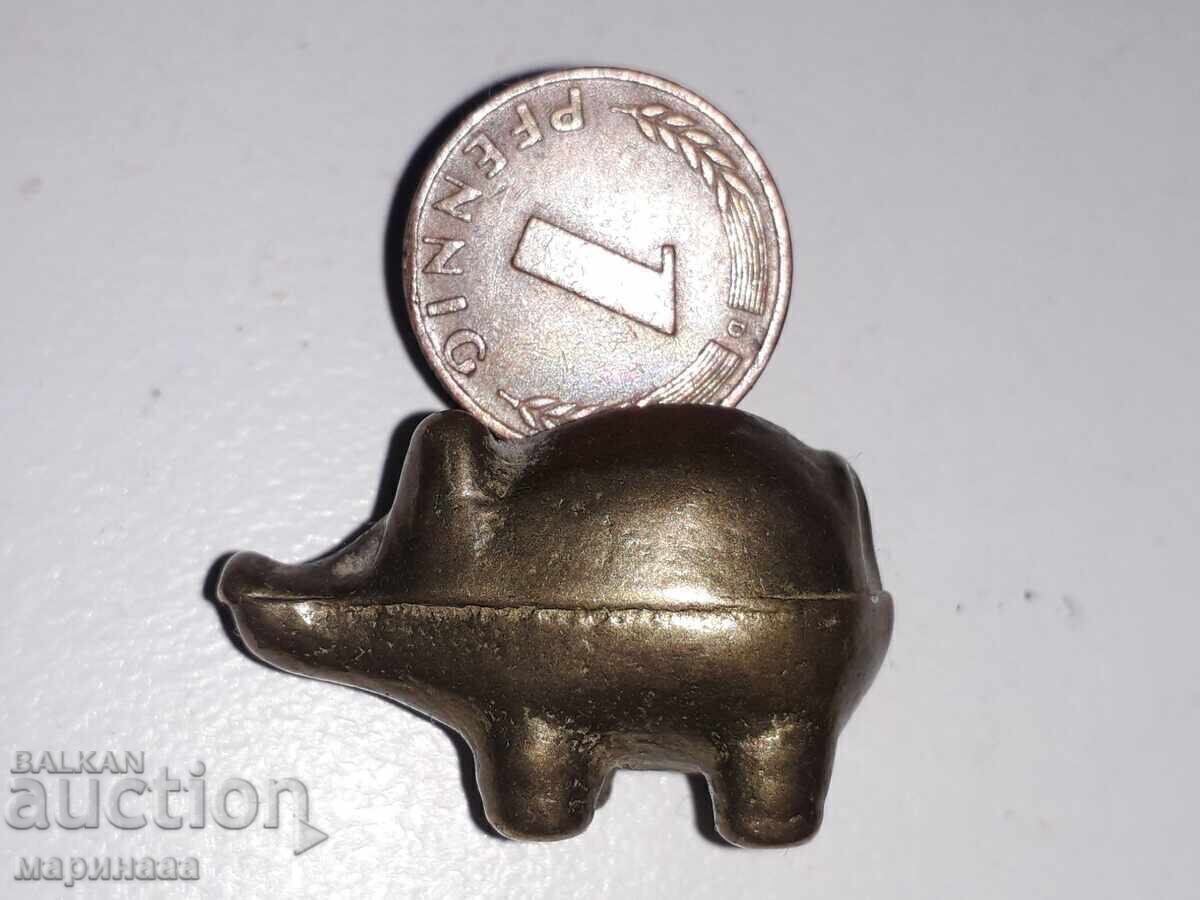 MASSIVE MINI-FIGURE. BRASS MASSIVE MINI-FIGURE. BRASS