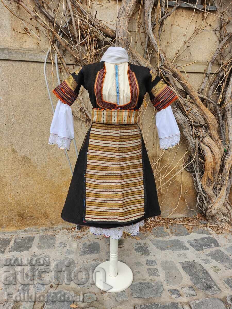 Women's costume from Slavishte, Kriva Palanka and Qustendil Women's costume from Slavishte, Kriva Palanka and Qustendil