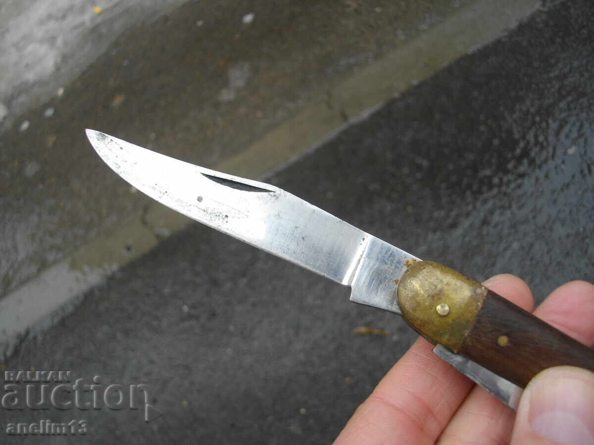 COLLECTIBLE POCKET KNIFE with price 45.00 BGN | € 23.01 COLLECTIBLE POCKET KNIFE with price 45.00 BGN | € 23.01