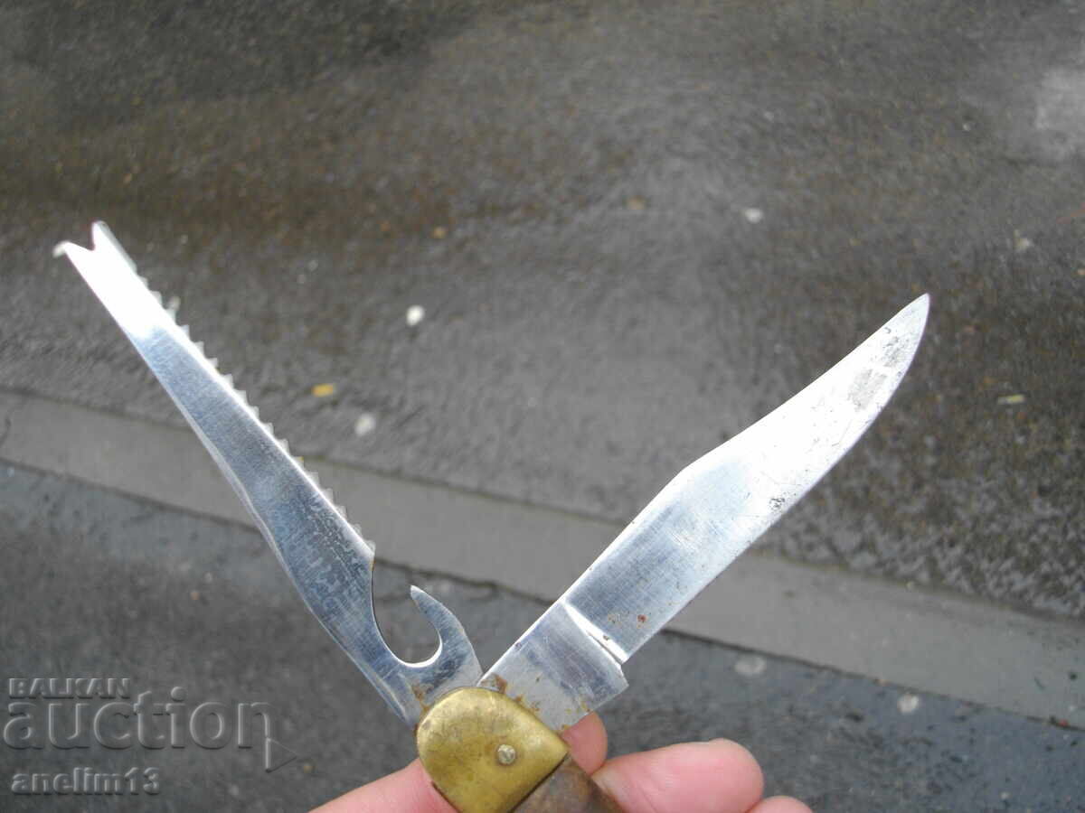 Delivery of COLLECTIBLE POCKET KNIFE Delivery of COLLECTIBLE POCKET KNIFE