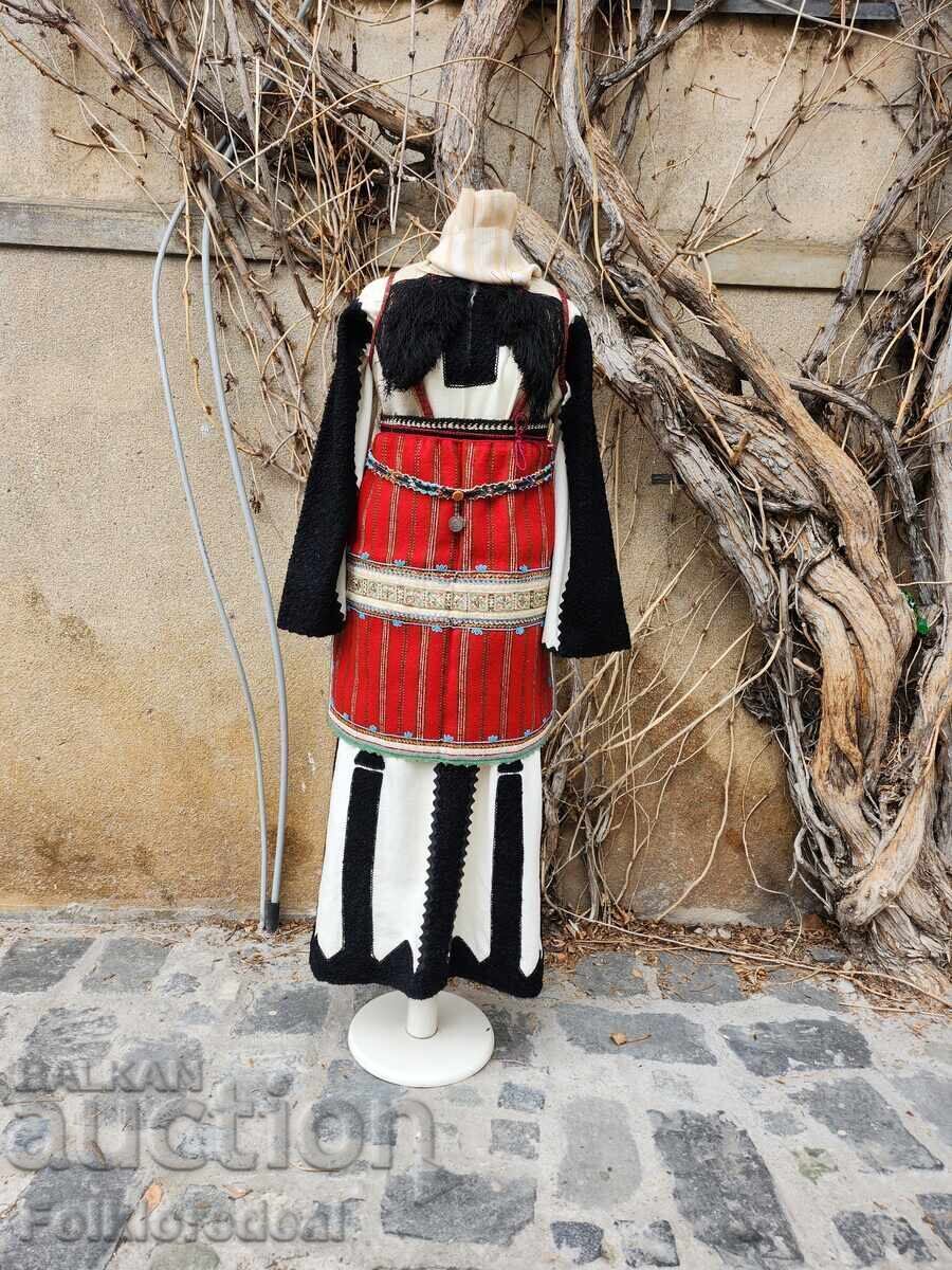 Rare women's costume from Skopje Crna Gora from the 19th century Rare women's costume from Skopje Crna Gora from the 19th century