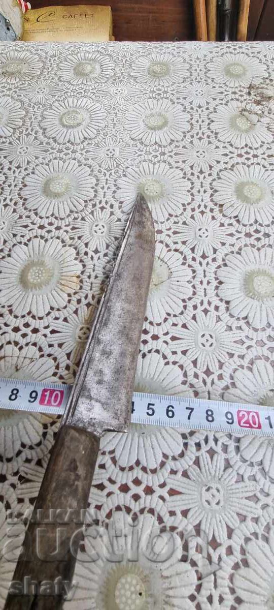 Auction An old knife Auction An old knife