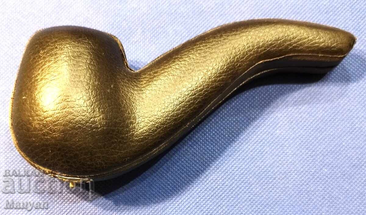 Παλιά θήκη σωλήνα. Παλιά θήκη σωλήνα.