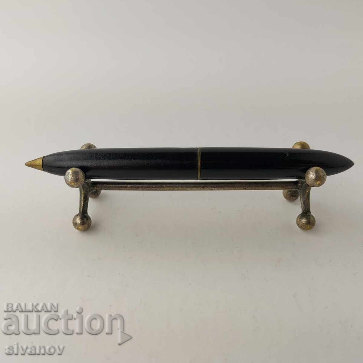 Interesting old Papyrus Bakelite and bronze pen #5801 Interesting old Papyrus Bakelite and bronze pen #5801