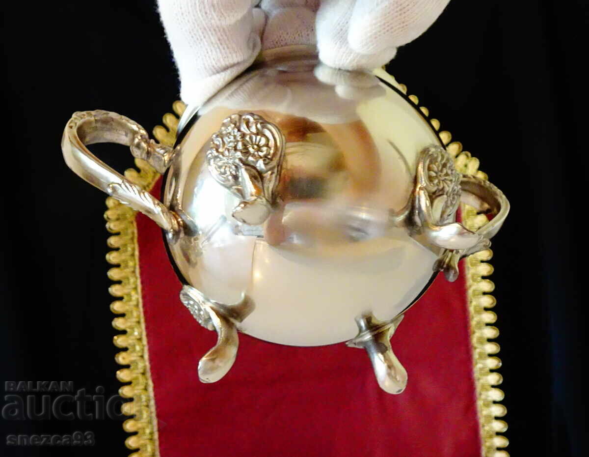 Zaharniță argintată, cupă din bronz - 6