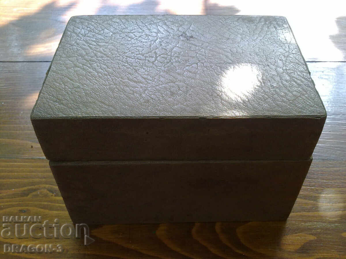 WATCHMAKER'S SHOP - 5 WATCHMAKER'S SHOP - 5