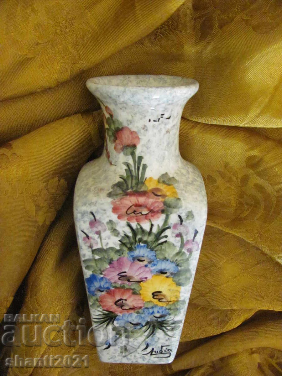 Author's porcelain vase, hand-painted, signed with price 95.00 BGN | € 48.57 Author's porcelain vase, hand-painted, signed with price 95.00 BGN | € 48.57