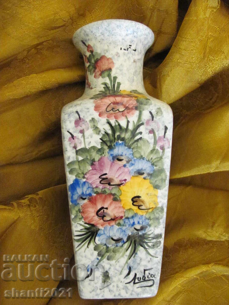 Author's porcelain vase, hand-painted, signed Author's porcelain vase, hand-painted, signed
